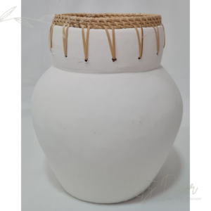 Vaso em Cerâmica e Palha