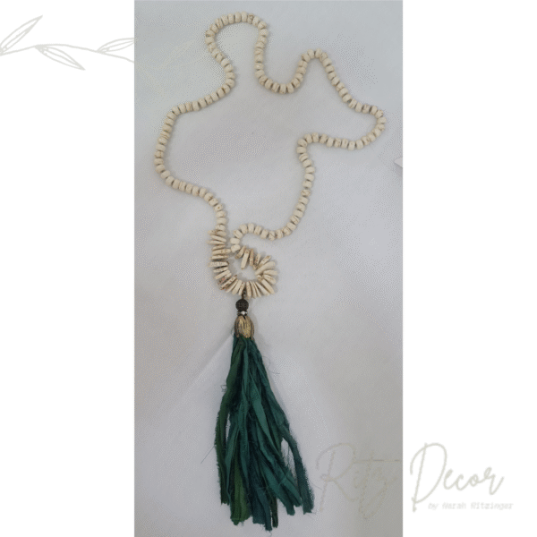 Colar decorativo