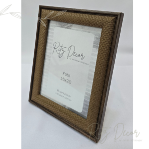 Porta retrato escuro