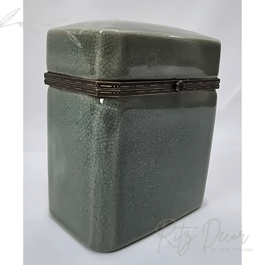 Caixa em porcelana verde